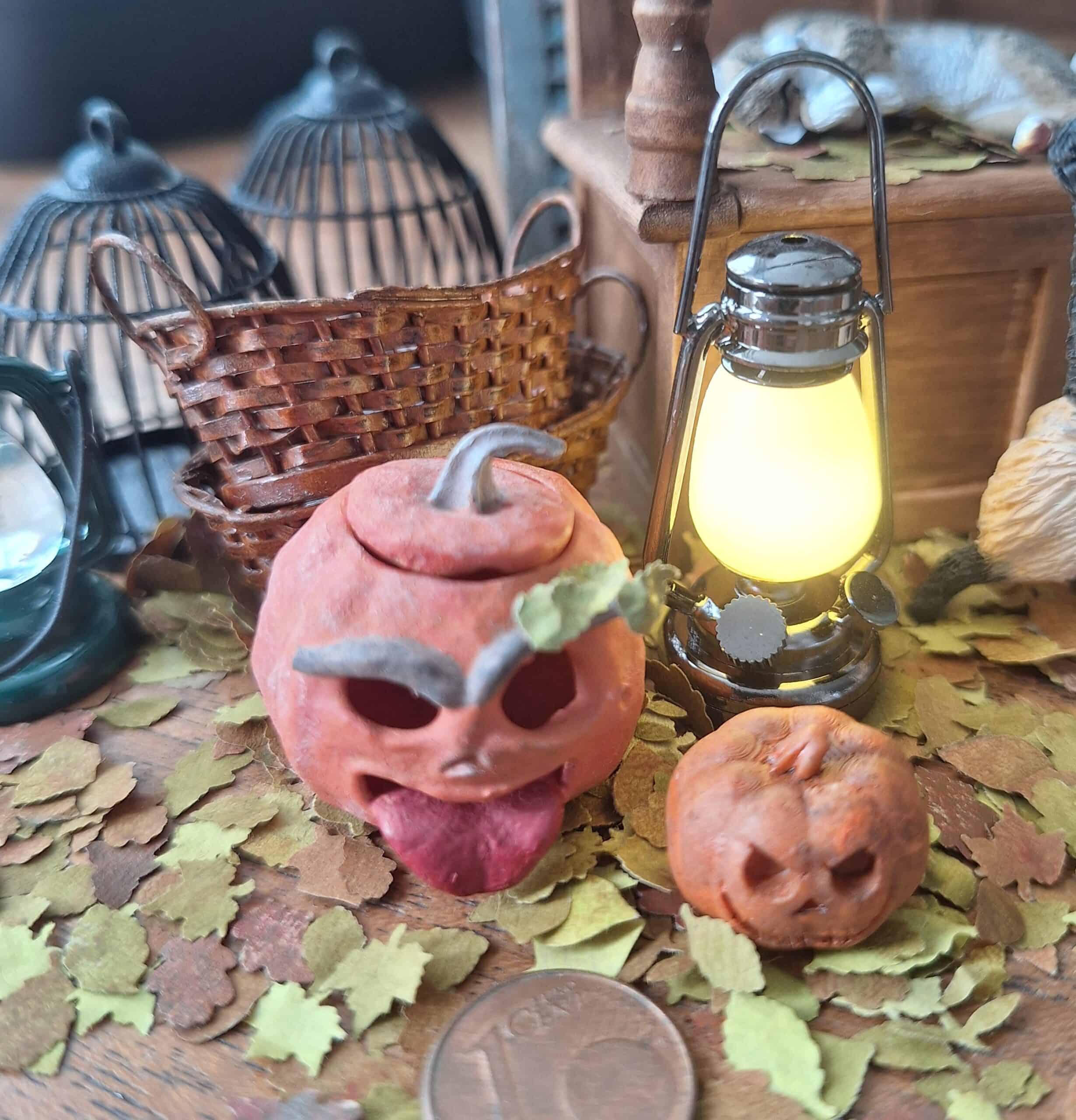 Kandelaars.../ Kerzenhalter en Lampen 1:12 - Afbeelding 25